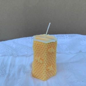 Bee 🐝 pillar candle set